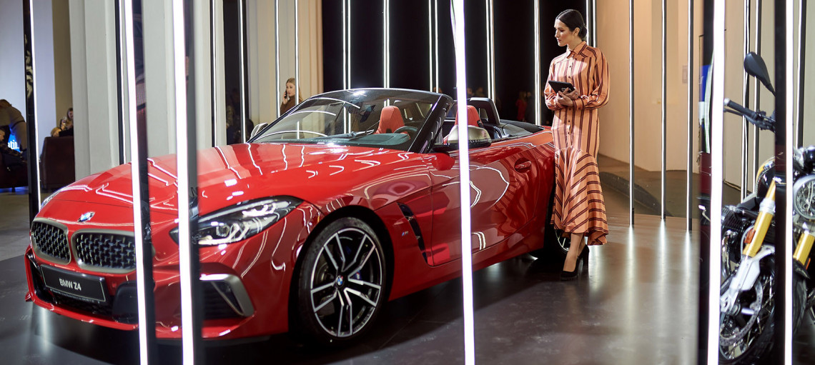 Чиста естетика нових форм. Образ для природженого індивідуала від бренду BMW в новому сезоні UFW